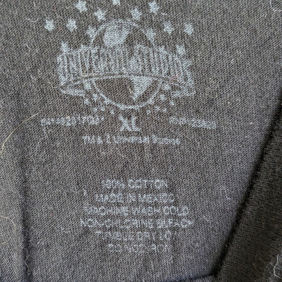 2017 Universal Orlando Resort -  Rock the Universe T-Shirt, Adult XL - Picture 4 of 4